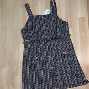 H&M Divided Tweed Bouclé Style Dress with Pearl Buttons and pockets!